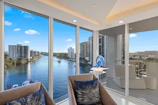 2800 E Sunrise Blvd, Fort Lauderdale, FL 33304 - Photo 2