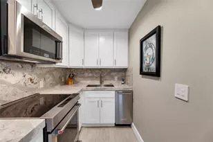 17 Portside Dr, Fort Lauderdale, FL 33316 - Photo 44