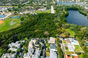 2515 NE 207th St, Miami, FL 33180 - Photo 42