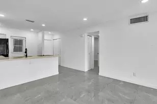 2451 SW 82nd Ave, Davie, FL 33324 - Photo 18