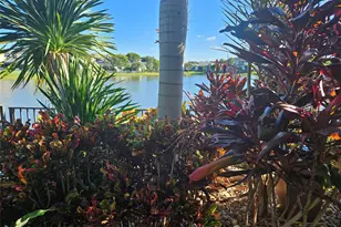 10768 Azul Ln, Parkland, FL 33076 - Photo 6