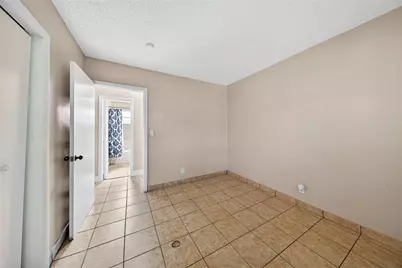 1230 NW 29th Way, Fort Lauderdale, FL 33311 - Photo 12