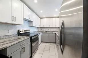 3800 N Hills Dr, Hollywood, FL 33021 - Photo 2