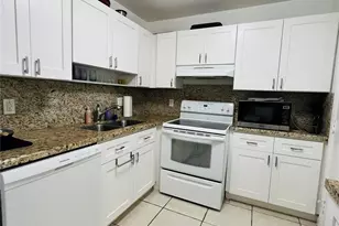4040 N Hills Dr, Hollywood, FL 33021 - Photo 2