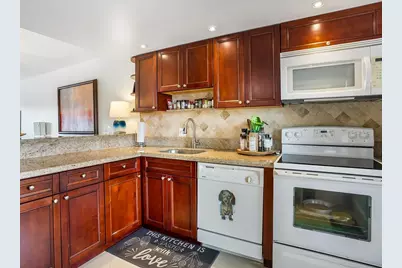 4700 Washington Street #301, Hollywood, FL 33021 - Photo 2