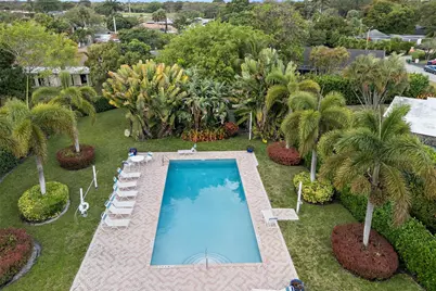 4705 Bayberry Lane, Tamarac, FL 33319 - Photo 14