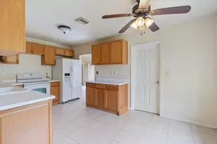 4705 Bayberry Ln, Tamarac, FL 33319 - Photo 22