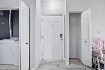 5518 Metrowest Boulevard #11-104, Orlando, FL 32811 - Photo 6