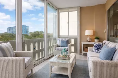 4330 Hillcrest Drive #420, Hollywood, FL 33021 - Photo 6