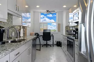 4330 Hillcrest Dr, Hollywood, FL 33021 - Photo 4