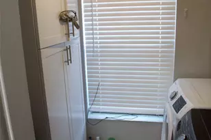 7845 NW 41 Ct, Sunrise, FL 33351 - Photo 12