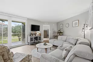 800 Cypress Grove Dr, Pompano Beach, FL 33069 - Photo 10