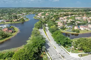 1005 Cedar Falls Dr, Weston, FL 33327 - Photo 26