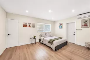 1760 NE 13th St, Fort Lauderdale, FL 33304 - Photo 18