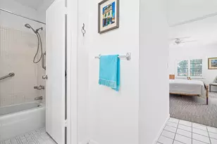 140 Cypress Club Dr, Pompano Beach, FL 33060 - Photo 26