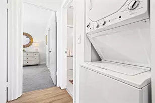 140 Cypress Club Dr, Pompano Beach, FL 33060 - Photo 16