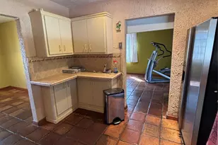 9261 SW 68th St, Miami, FL 33173 - Photo 16