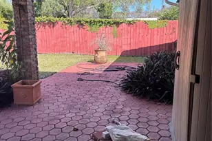 9261 SW 68th St, Miami, FL 33173 - Photo 22