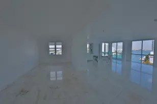 7910 Harbor Island Dr, North Bay Village, FL 33141 - Photo 2