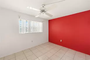 8081 N Sunrise Lakes Dr, Sunrise, FL 33322 - Photo 12