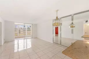 8081 N Sunrise Lakes Dr, Sunrise, FL 33322 - Photo 2
