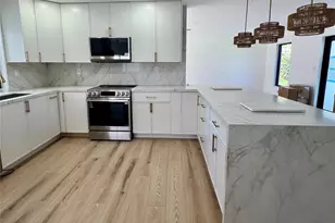 4721 Bayview Dr, Fort Lauderdale, FL 33308 - Photo 8