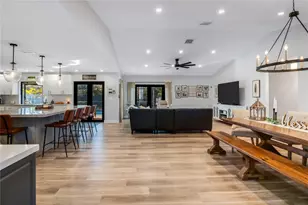 462 NW 113th Terrace, Coral Springs, FL 33071 - Photo 4