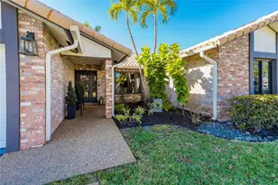 462 NW 113th Terrace, Coral Springs, FL 33071 - Photo 2