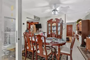 154 NW 67th St, Miami, FL 33150 - Photo 12