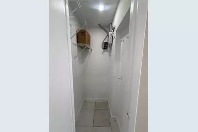 299 SE 12th Avenue, Deerfield Beach, FL 33441 - Photo 8