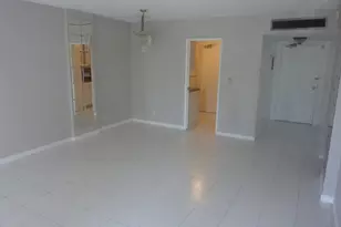 1831 NE 38th St, Fort Lauderdale, FL 33308 - Photo 4