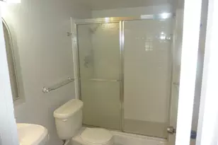 1831 NE 38th St, Fort Lauderdale, FL 33308 - Photo 12