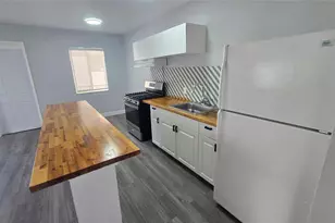 7725 Harding Ave, North Bay Village, FL 33141 - Photo 6