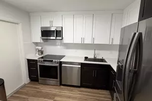 2651 S Palm Aire Dr, Pompano Beach, FL 33069 - Photo 2