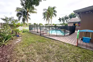 5040 SW 117th Way, Cooper City, FL 33330 - Photo 18