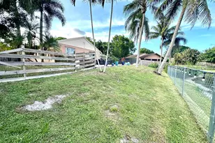 5040 SW 117th Way, Cooper City, FL 33330 - Photo 16