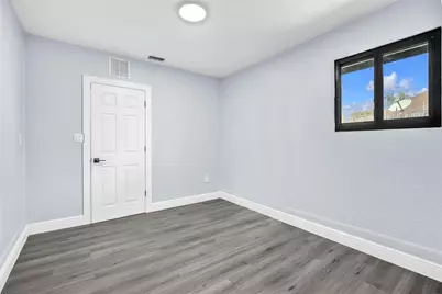 2831 NW 111th Avenue, Sunrise, FL 33322 - Photo 14