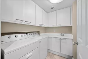 411 N New River Dr, Fort Lauderdale, FL 33301 - Photo 22