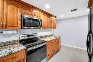 404 S 62nd Terrace, Hollywood, FL 33023 - Photo 8