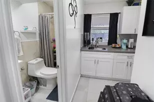 707 NE 15th St, Fort Lauderdale, FL 33304 - Photo 14