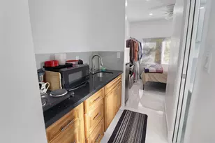 707 NE 15th St, Fort Lauderdale, FL 33304 - Photo 8