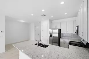 13528 SW Starkissed Ln, Port Saint Lucie, FL 34987 - Photo 10