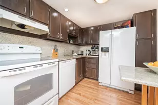 20379 W Country Club Dr, Aventura, FL 33180 - Photo 2