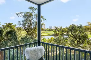 20379 W Country Club Dr, Aventura, FL 33180 - Photo 8