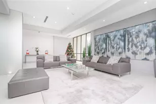 20379 W Country Club Dr, Aventura, FL 33180 - Photo 26