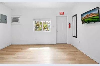 343 Van Buren Street #5, Hollywood, FL 33019 - Photo 4