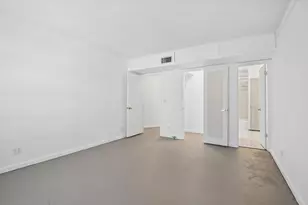 2161 NE 68th St, Fort Lauderdale, FL 33308 - Photo 8