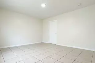 1009 SW Avenue E Pl, Belle Glade, FL 33430 - Photo 16