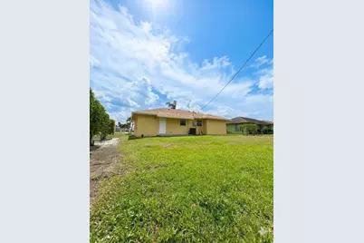 1009 SW Avenue E Place, Belle Glade, FL 33430 - Photo 4