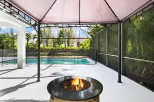 1204 Camellia Cir, Weston, FL 33326 - Photo 14